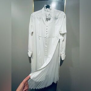 SACAI White Zip-up Side Slit Pleated ShirtDress - 2 / Medium